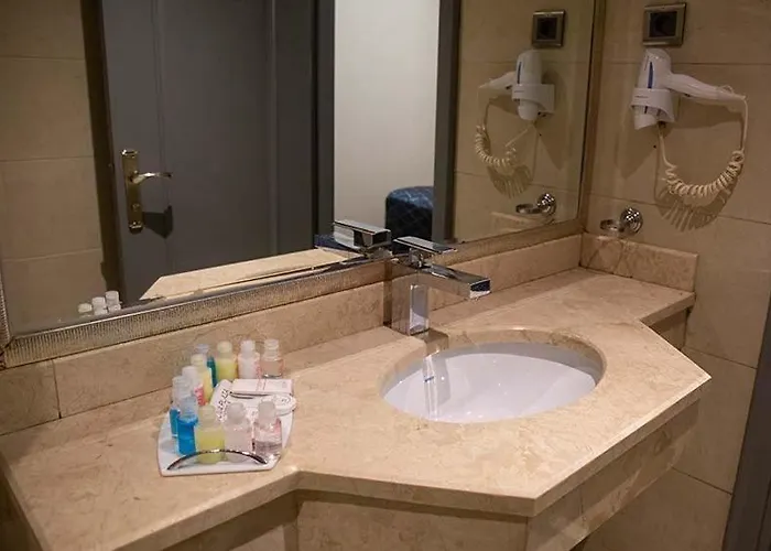 Hotel Taksim Stare 4*