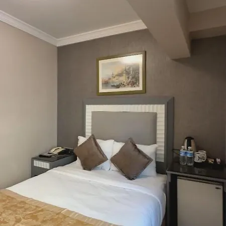 Taksim Stare 4*